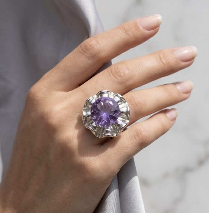 Flower 12.5 carat Amethyst .925 Sterling Silver Handcrafted Ring size 6 - Amethyst flower ring in sterling silver worn on hand.