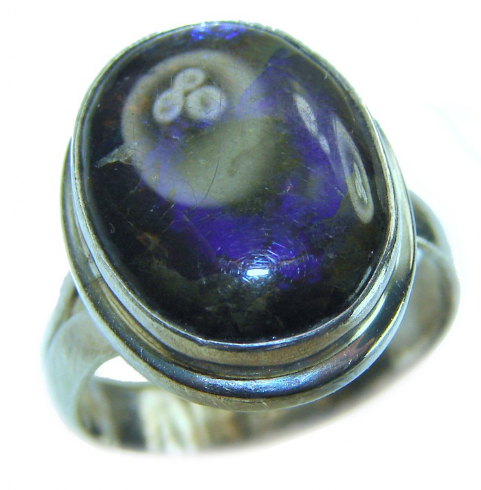 Outstanding Genuine purple Canadian Ammolite .925 Sterling Silver handmade ring size 7 adjustable - Close-up of ring with purple Canadian Ammolite in .925 Sterling Silver.