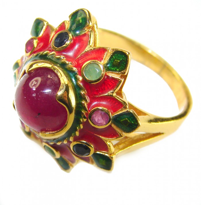 Divine Creation 5.5 carat Mozambique Star Ruby Enamel 18K Gold over .925 Sterling Silver handcrafted Ring s. 7 3/4 - Close-up of Divine Creation 5.5ct Mozambique Star Ruby ring with enamel.