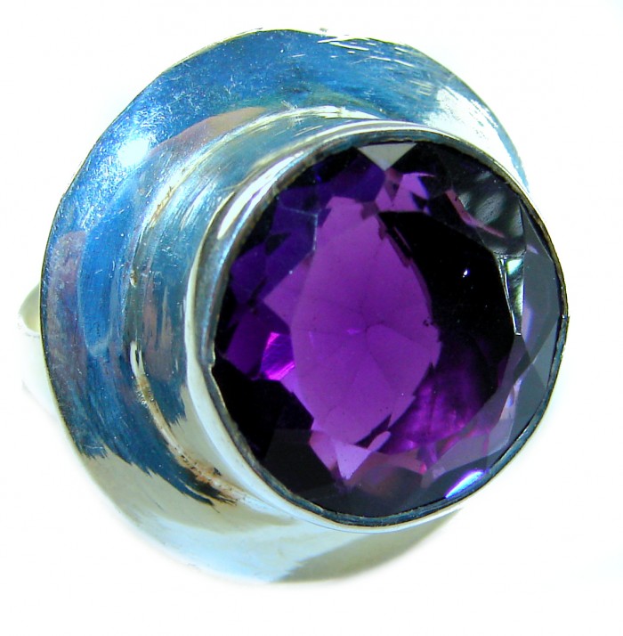 Purple Full Moon 15.2 carat Amethyst 14K Gold over .925 Sterling Silver Handcrafted Large Ring size 6 1/2 - Close-up of a 15.2 carat amethyst stone in a 14K gold setting.