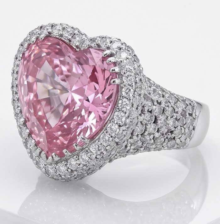 Venus's Heart 8.8 carat Pink Sapphire .925 Sterling Silver dipped in rhodium handcrafted Statement ring size 7 - Side view of Venus's Heart 8.8 carat Pink Sapphire Sterling Silver Ring