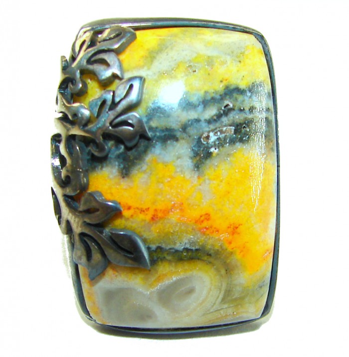 Vivid Beauty Yellow Bumble Bee .925 Jasper Sterling Silver ring s. 7 - Stone close-up of Bumble Bee Jasper in sterling silver setting.