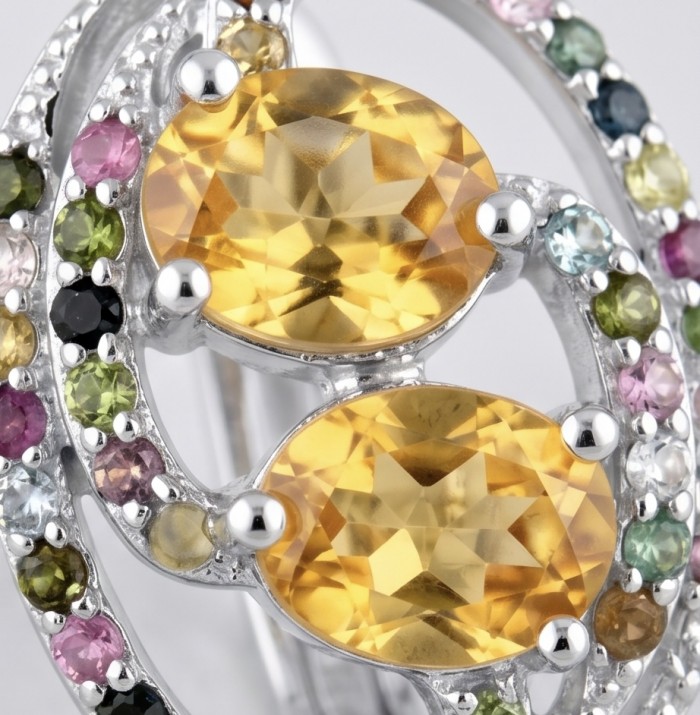 Vivien Luxurious Style - Natural 9.7 carat Citrine .925 Sterling Silver dipped in rhodium handmade earrings - Close-up of Vivien Luxurious Style ring with citrine and multicolored stones.
