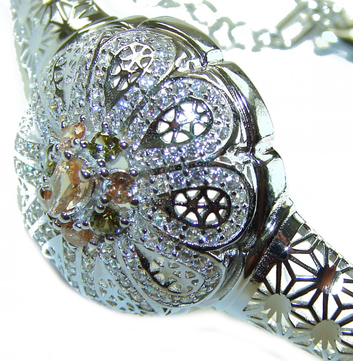 Aphrodite - Solid 2.5 multicolor Sapphire .925 Sterling Silver handcrafted Bracelet - Close-up of Aphrodite Sapphire .925 Sterling Silver bracelet detail