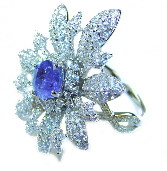 Luxurious 4.2 carat natural Tanzanite .925 Sterling Silver handcrafted Ring size 6 1/4 - Close-up of luxurious flower design Tanzanite sterling silver ring