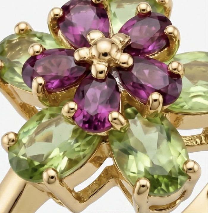 Authentic 8.9 carat Peridot 18K Gold over .925 Sterling Silver handmade Ring s. 6 - Close-up of a Peridot and Purple Gemstone Ring in 18K Gold over Sterling Silver
