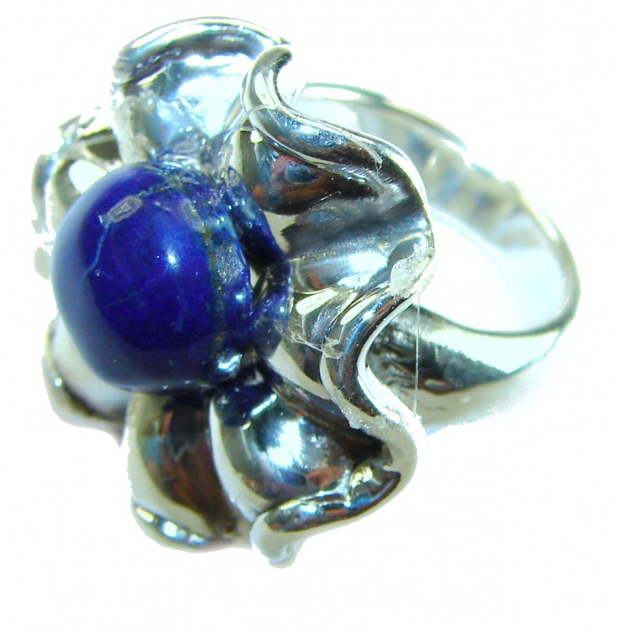 Authentic 6.5 carat LAPIS lazuli .925 Sterling Silver handcrafted Ring size 7 - Close-up of 6.5 carat Lapis Lazuli in .925 Sterling Silver ring.