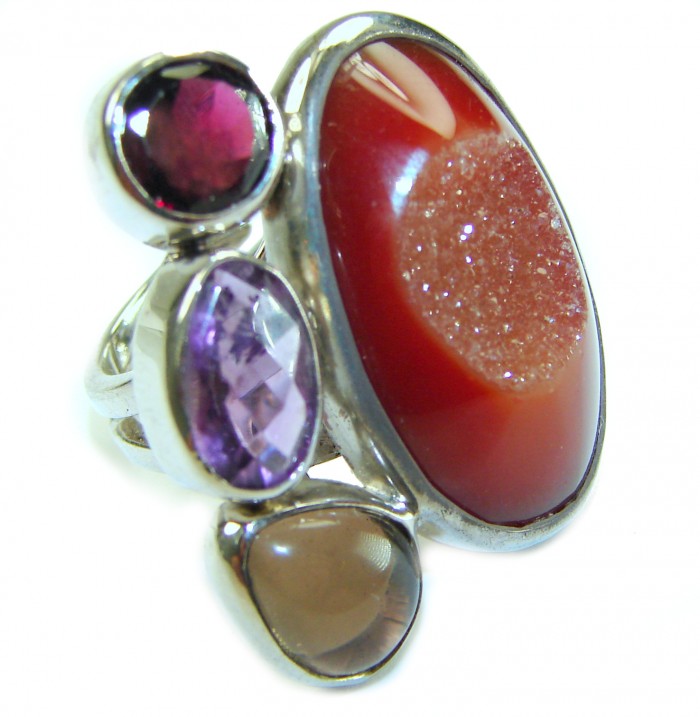 Top quality 25.2 carat Druzy Agate .925 Sterling Silver Handcrafted Large Ring size 7 - Close-up of Druzy Agate and gemstone sterling silver ring.