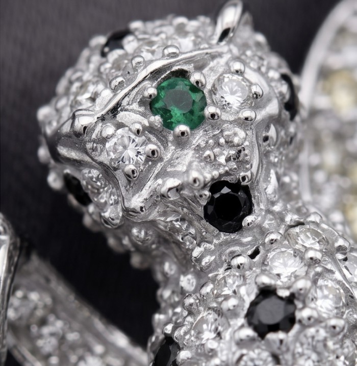 Yellow Cheetah authentic 12.5 carat yellow Sapphire .925 Sterling Silver Handcrafted pendant brooch - Close-up of multi-stone cheetah design, featuring emerald and diamonds