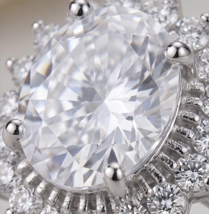 Real Beauty - 8.5 carat White Topaz .925 Sterling Silver Handcrafted Statement Ring size 7 1/4 - Close-up of 8.5 carat white topaz in sterling silver setting.
