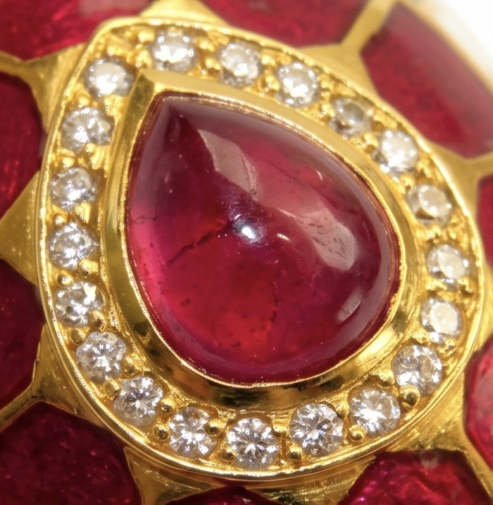 Good health and Long life Turtle Genuine 2.6 carat Ruby enamel .925 Sterling Silver dipped in 22K Gold handmade HUGE Ring size 6 - Stone close-up of Ruby Turtle jewelry with gold and diamonds.