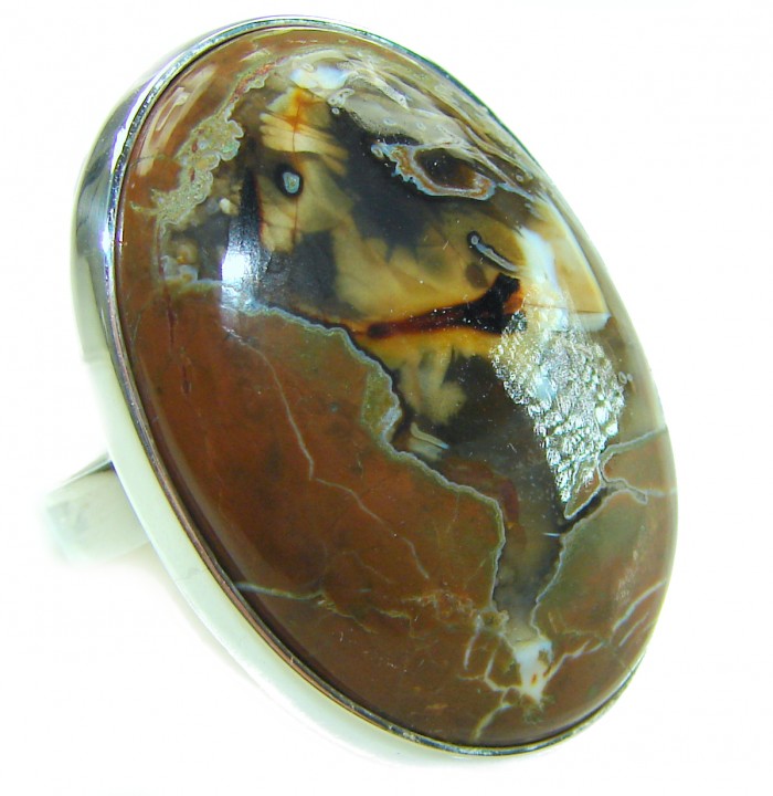 Huge Kambaba Jasper .925 Sterling Silver handcrafted Ring s. 7 adjustable - Close-up of huge Kambaba Jasper .925 Sterling Silver handcrafted ring.