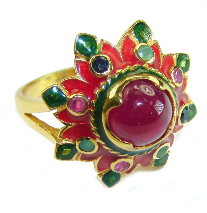 Divine Creation 5.5 carat Mozambique Star Ruby Enamel 18K Gold over .925 Sterling Silver handcrafted Ring s. 7 3/4 - Close-up of divine 5.5 ct Mozambique star ruby ring with enamel, 18K gold