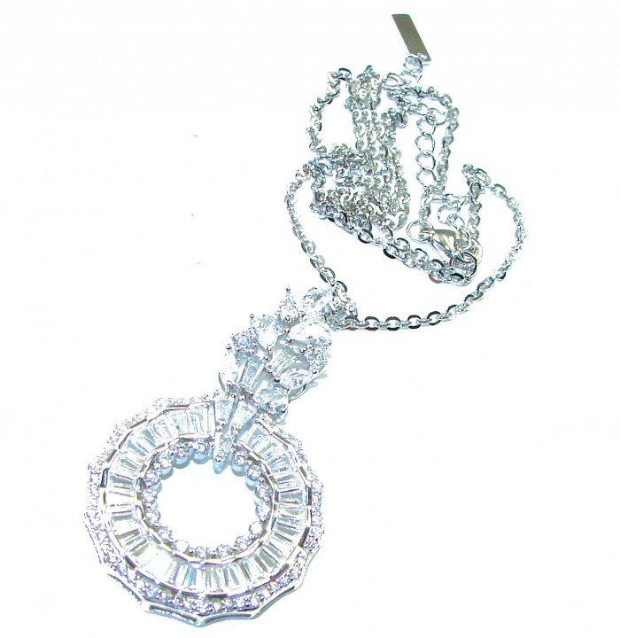 Exceptional quality - Art Deco 28.2 carat White Topaz .925 Sterling Silver handcrafted Necklace - Art Deco white topaz necklace, top view, chain partially coiled.