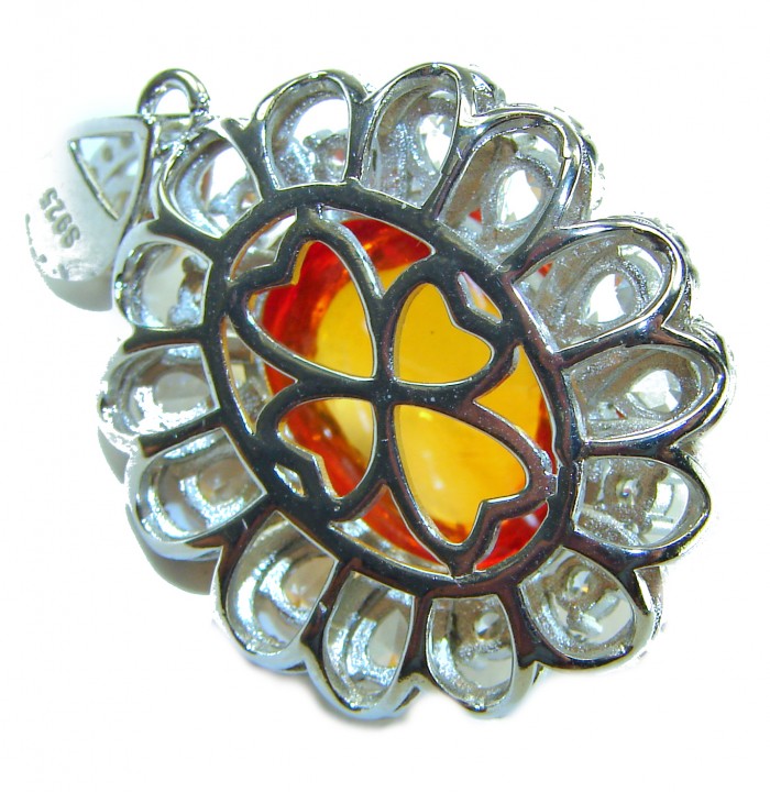 Emily Luxury genuine 18.5 CARAT Golden Topaz .925 Sterling Silver handmade Pendant - Top view of Emily luxury 18.5 carat golden topaz in .925 silver setting.