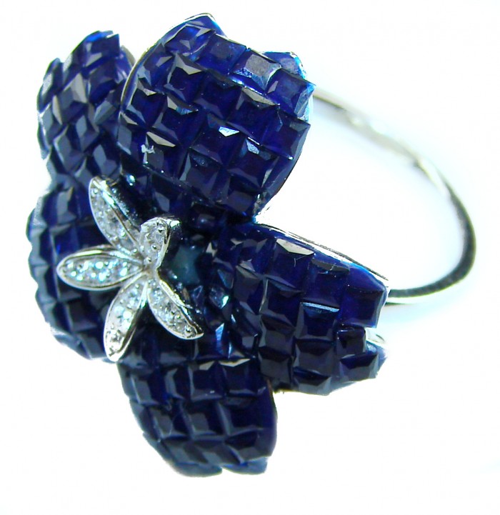 Blue Flower Authentic 16.2 carat Sapphire .925 Sterling Silver handcrafted Ring size 7 - Close-up of blue sapphire flower ring with diamond accents