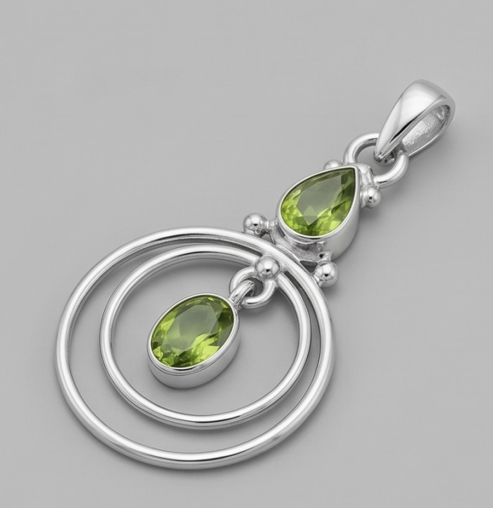 Alessia authentic 2.9 carat Brazilian Peridot Silver handmade Statement pendant - photo 2