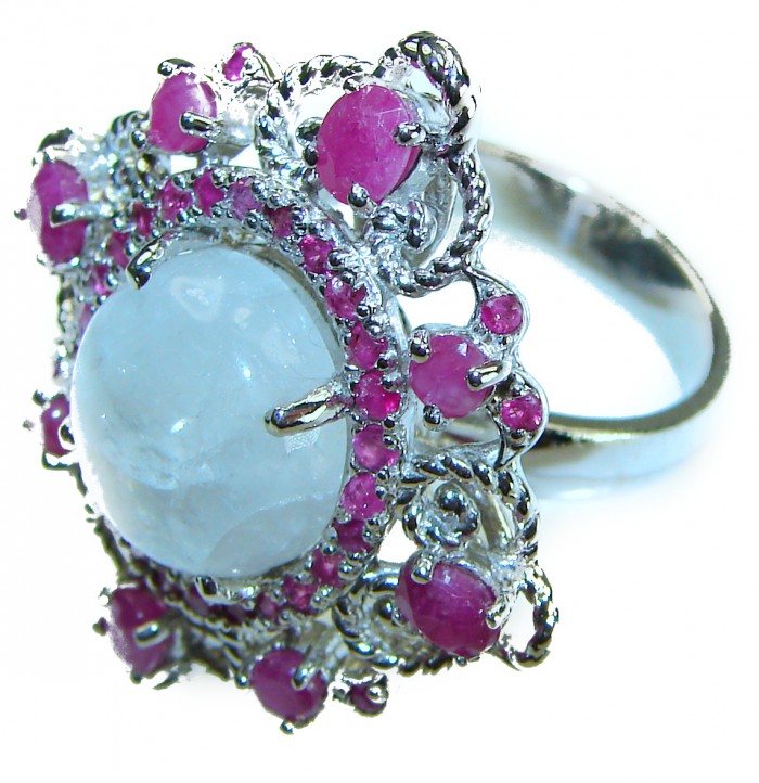 Celtic Spirit authentic fancy cut 22.5 carat Moonstone .925 Sterling Silver handcrafted Statement Ring s. 7 - Close-up of Celtic Spirit 22.5 carat Moonstone ring with pink accents