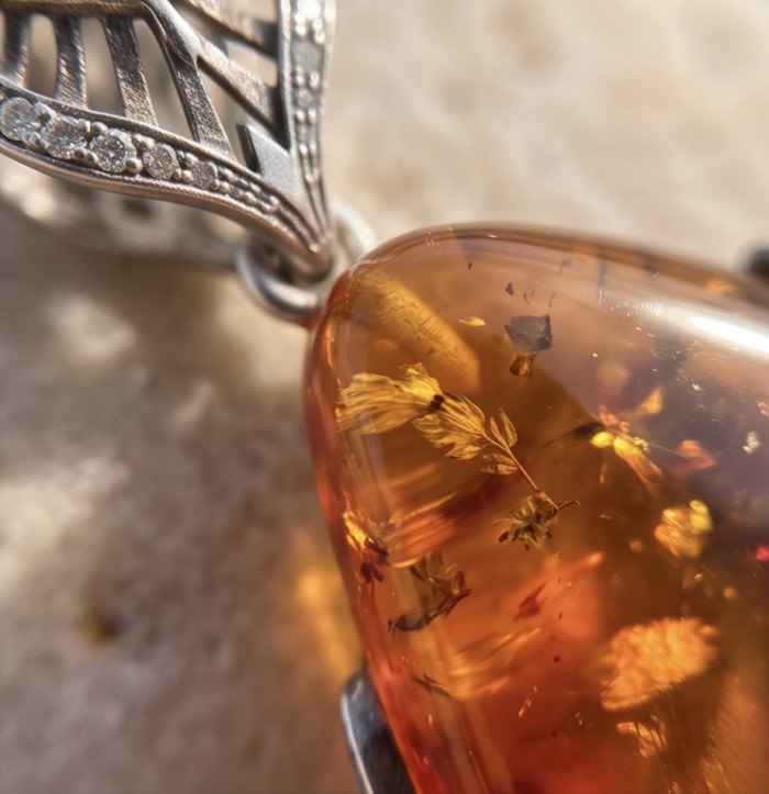 Prehistoric Authentic Golden Baltic Amber .925 Sterling Silver beautifully handcrafted Pendant - Amber stone close-up with sterling silver detail