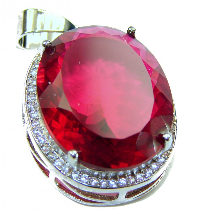 Superior quality 20.15 carat Electric Red Helenite .925 Sterling Silver Pendant - Close-up of 20.15 carat Electric Red Helenite pendant in .925 silver
