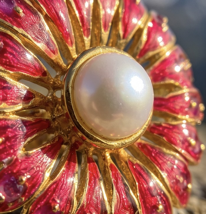 Red Flower Fresh water Pearl Enamel 18K Gold over.925 Sterling Silver Ring s. 6 - Close-up of red flower jewelry with pearl and gold details.