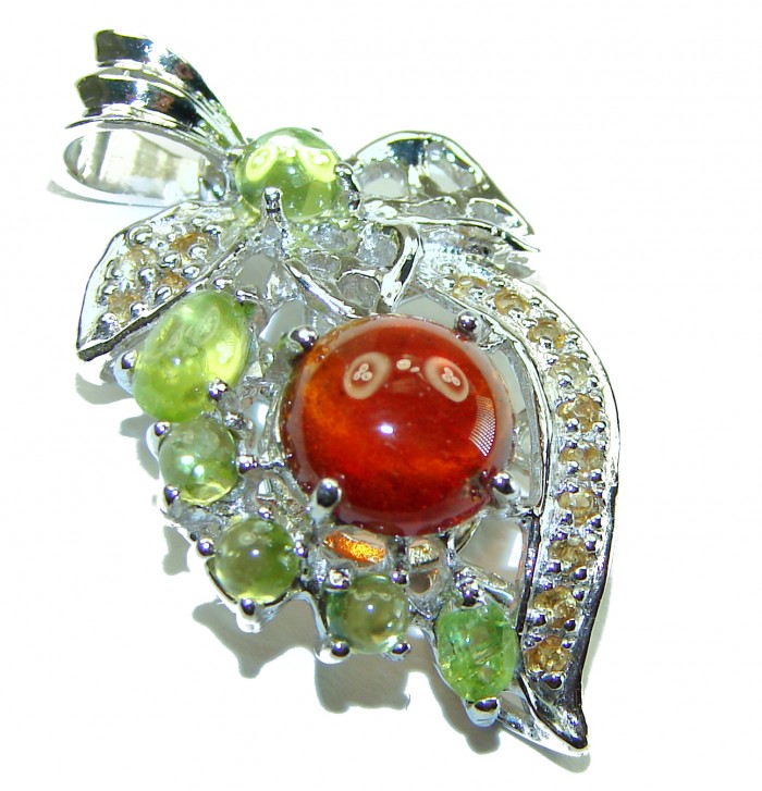 Carmen authentic 4.5 carat Garnet .925 Sterling Silver handcrafted pendant - photo 2