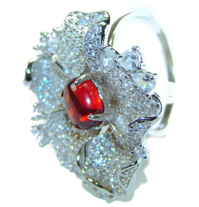Spectacular Authentic 6.3 carat Ruby .925 Sterling Silver handmade Cocktail Ring s. 8 - Close-up of ruby and diamond sterling silver flower ring.