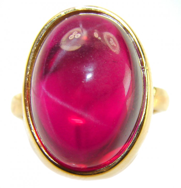Bella Rosa Genuine 27.8 CARAT Ruby .925 Sterling Silver dipped in 18K Gold Large Statement Ring size 6 1/4 - Ruby stone close-up in gold setting