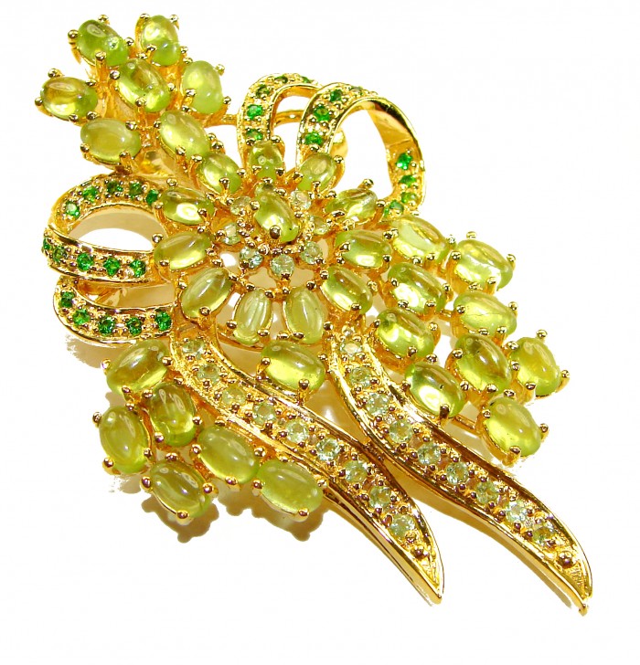 Precious Genuine 65.5 carat Peridot from Egypt .925 Sterling Silver dipped on 18K Gold handmade Pendant - Brooch - Close-up of ornate peridot brooch with sterling silver detailing