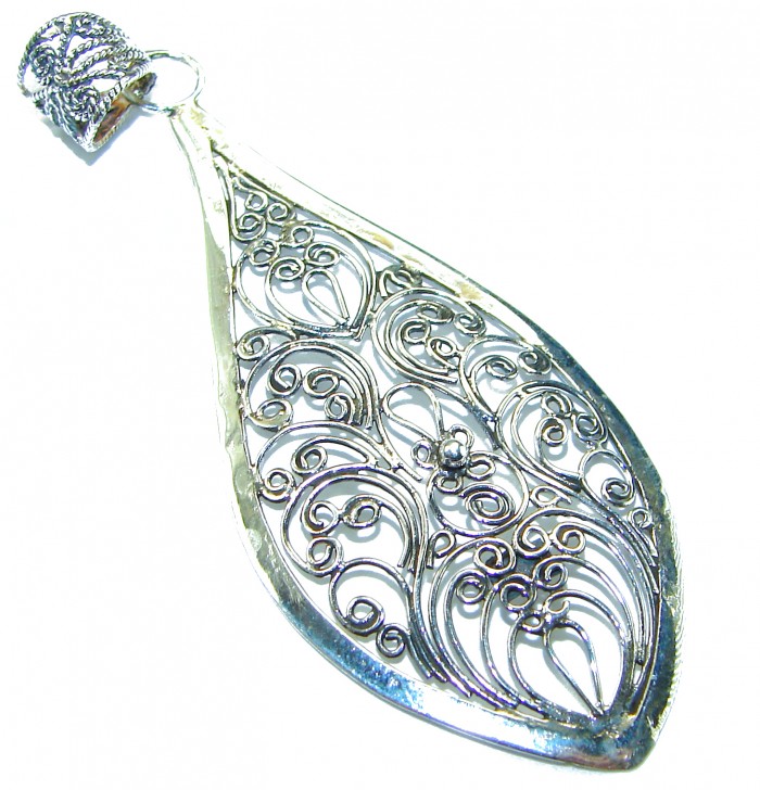 Bali Spirit Large Sterling Beauty .925 Silver Bali handmade Pendant - Silver filigree pendant, top view, intricate swirl pattern, Bali style
