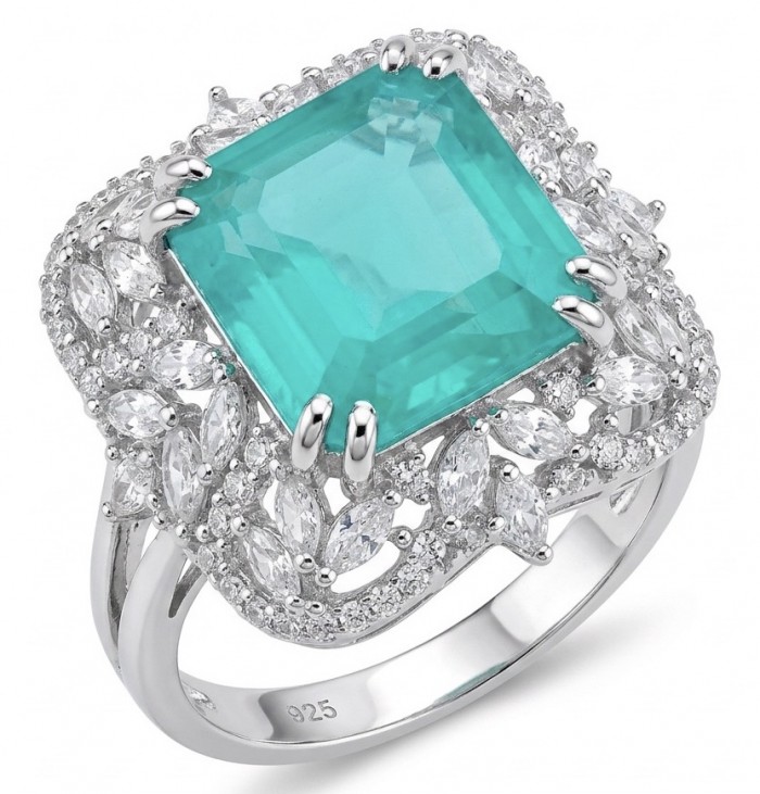 Elizabeth princess cut 14.8 carat Colombian Emerald 12.3 carat Moissanite .925 Sterling Silver dipped in Rhodium handcrafted Ring size 8 - Close-up of Elizabeth princess-cut emerald ring with diamond accents