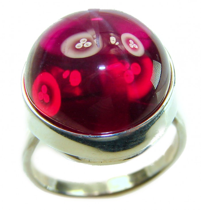 Bella Rosa Genuine 10.5 CARAT Star Ruby .925 Sterling Silver Large Statement Ring size 7 1/2 - Close-up of Bella Rosa 10.5 carat star ruby in .925 sterling silver ring.