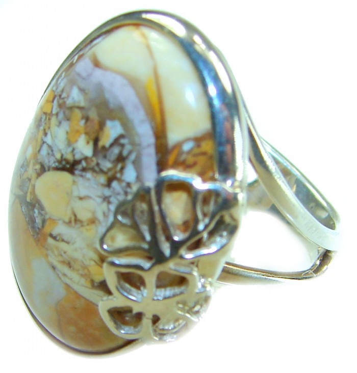 Flawless Australian Bracciated Mookaite .925 Sterling Silver Ring size 8 adjustable - Stone close-up of Australian Bracciated Mookaite in sterling silver ring.