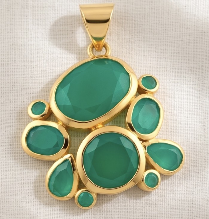 Green Royalty - 25.8 carat Colombian Emerald .925 Sterling Silver dipped in 22K Gold handmade Statement pendant - Pendant with green gemstones and gold setting, top view.