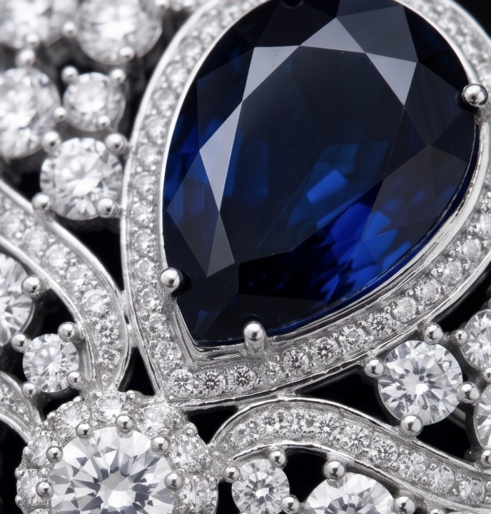 Heirloom Genuine 10.5 carat Sapphire .925 Sterling Silver handmade Pendant - Brooch - Stone close-up of sapphire and diamonds on sterling silver.