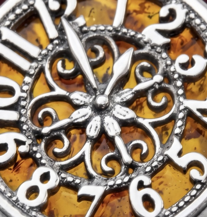 The Light Watchmaker Authentic Baltic Amber .925 Sterling Silver handcrafted ring; s. 6 adjustable - Close-up of watch face with amber and sterling silver details