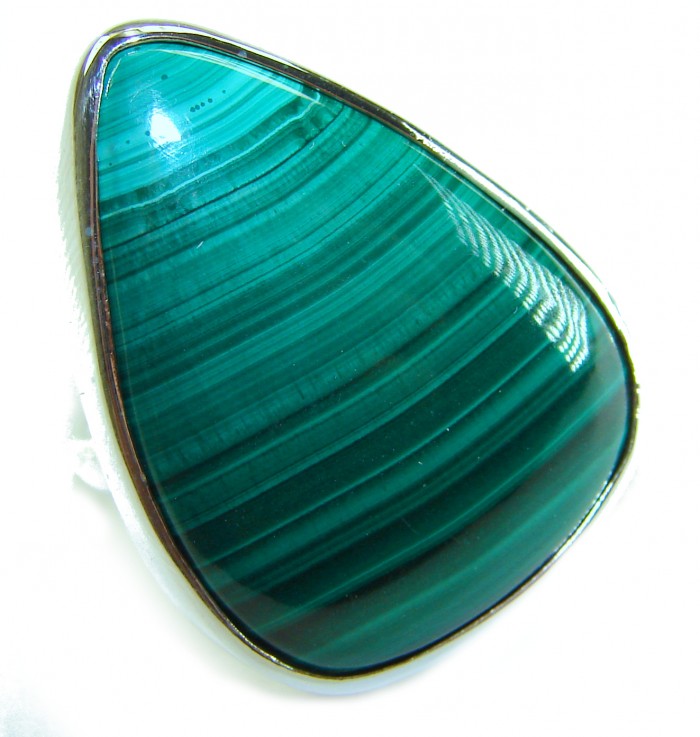 25.5 CARAT genuine Malachite .925 Sterling Silver handcrafted ring size 7 adjustable - Close-up of 25.5 carat Malachite in .925 Sterling Silver setting.