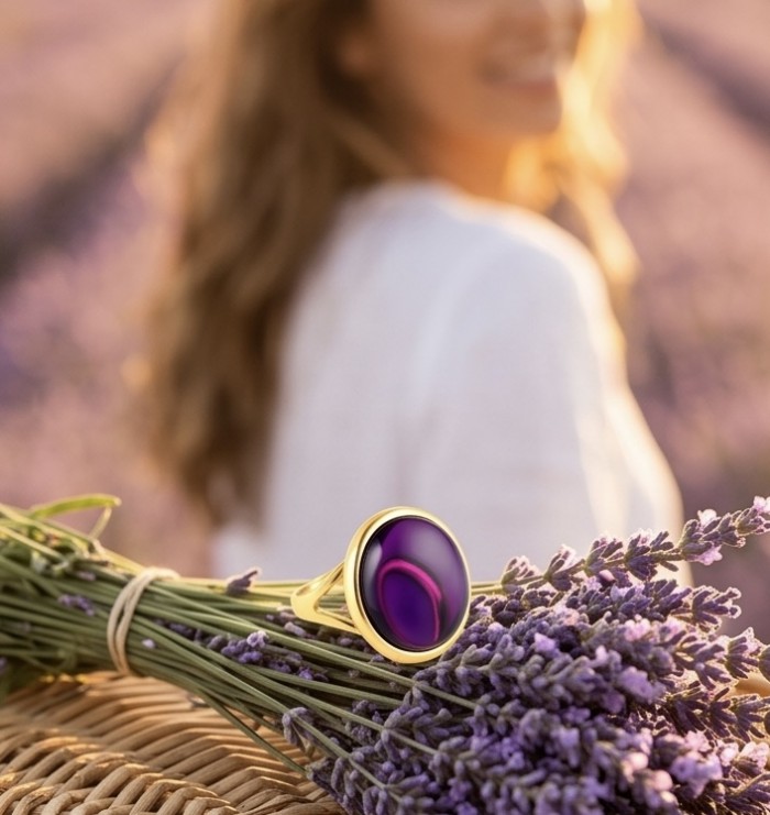 Top quality 22.5 carat Amethyst .925 Sterling Silver dipped in 18K Gold Handcrafted Large Ring size 8 1/4 - Amethyst ring close-up on lavender with blurred background