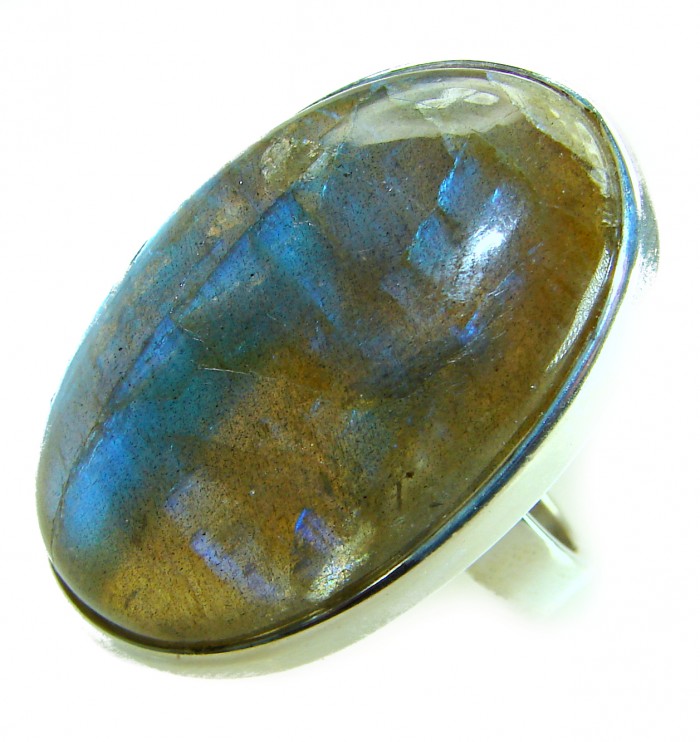 Shimmering Natural Labradorite .925 Sterling Silver handcrafted Large ring size 8 adjustable - Close-up of shimmering labradorite in .925 sterling silver setting