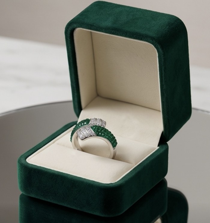 Precious Emerald bow- mystery setting authentic 16.2 carat Emerald .925 Sterling Silver Eternity Ring size 8 - Emerald bow ring side view in green velvet box, 16.2 carat stone.