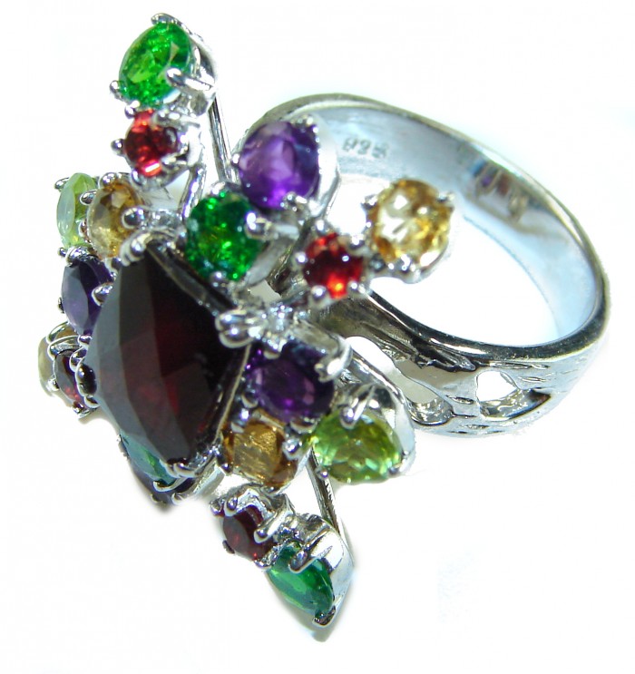 Trust in Journey 15.8 carat authentic Garnet .925 Sterling Silver handmade Ring size 8 - Colorful gemstone ring, top view, showcasing intricate design.