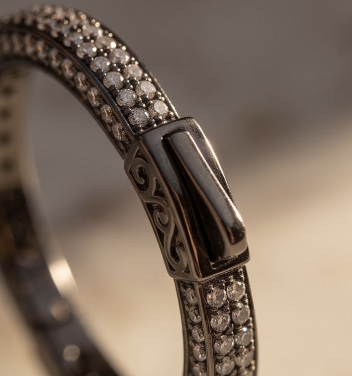 Allure Natural pave 4.2 carat White Topaz Black rhodium .925 Sterling Silver handcrafted hoop earrings - Clasp detail of Allure Natural pave bracelet with white topaz stones.