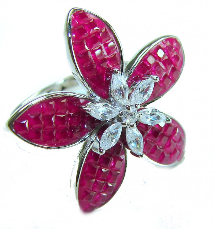 Luxurious Flower 12.5 carat natural Ruby .925 Sterling Silver handcrafted Ring size 7 - Close-up of luxurious flower ring with rubies and sterling silver.