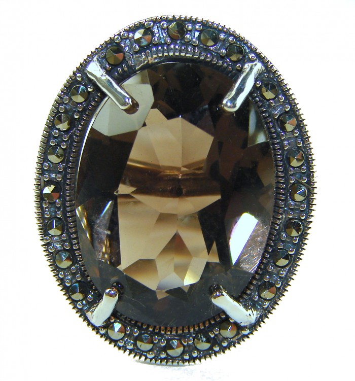 Odyssey 20.5 carat Genuine Smoky Topaz .925 Sterling Silver Handcrafted Ring size 7 - Close-up of Odyssey 20.5 carat Smoky Topaz in sterling silver setting