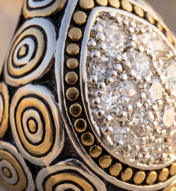 Luxurious - 6.2 carat White Topaz two tones .925 Sterling Silver handcrafted ring size 8 - photo 3