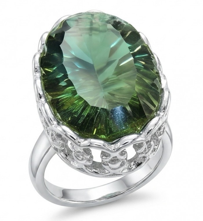Exotic Beauty oval cut 17.5 carat Helenite .925 Sterling Silver handmade Ring s. 8 1/4 - Close-up of Exotic Beauty oval cut 17.5 carat Helenite ring in sterling silver.