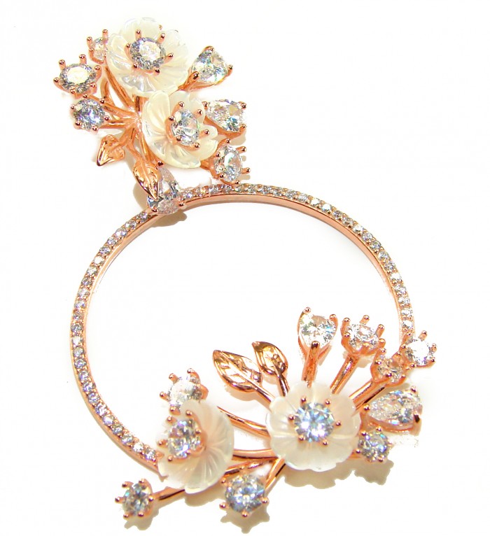 White Garden 15.5 carat White Topaz .925 Sterling Silver dipped in Rose Gold handcrafted pendant - Floral bracelet with white topaz and sterling silver, top view.