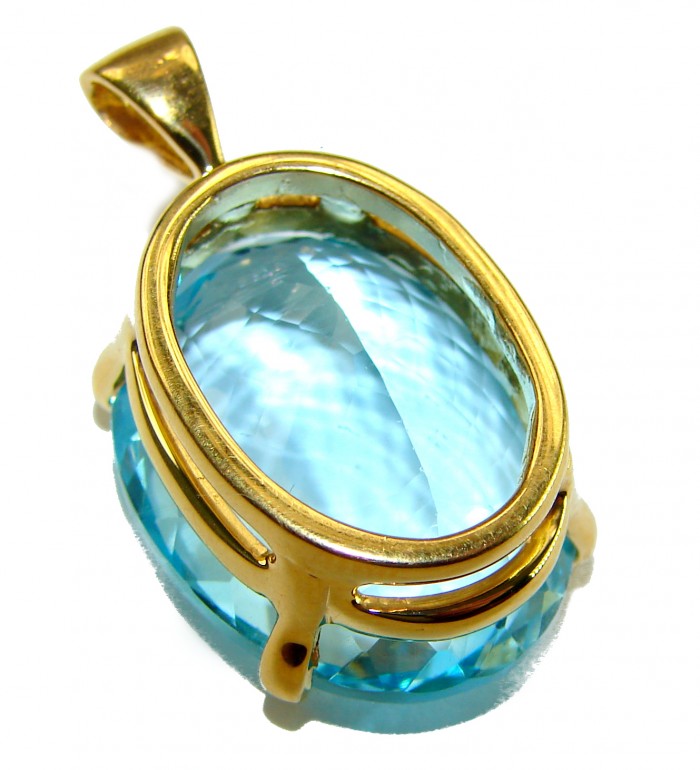 Atlantica oval cut 29.8 carat Swiss Blue Topaz 18K Gold over .925 Sterling Silver Handcrafted Pendant - Stone close-up of Atlantica oval Swiss Blue Topaz in 18K gold setting