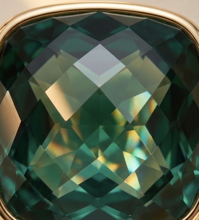 Wild Passion - 38.8 carat Green Topaz Solid Statement golden Ring size 8 1/2 - photo 2