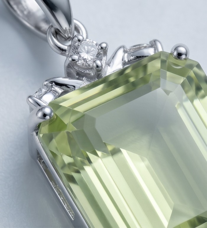 Green Ivy 12.9 carat Lemon Quartz .925 Sterling Silver dipped in rhodium handcrafted pendant - Close-up of Green Ivy 12.9 carat Lemon Quartz pendant in sterling silver